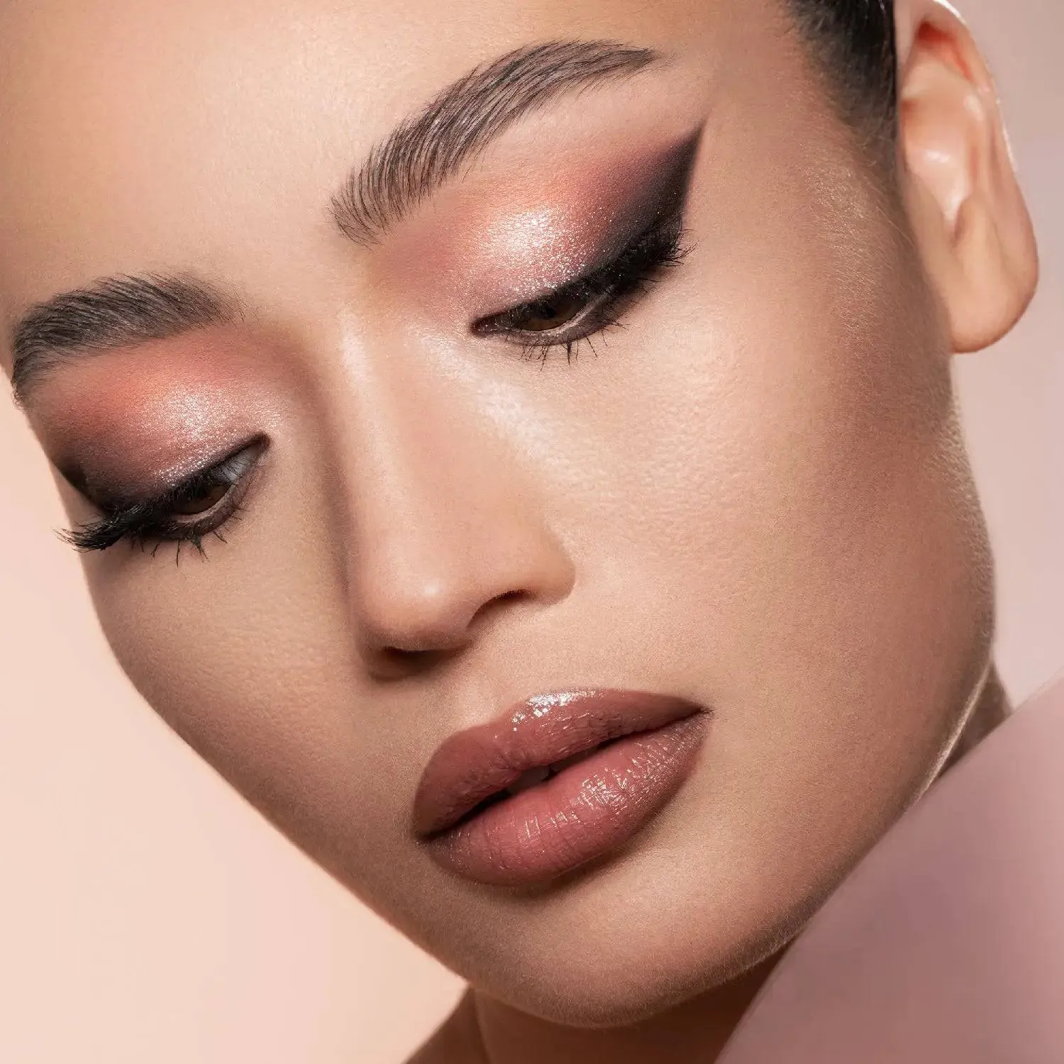 I NEED A NUDE EYESHADOW PALETTE