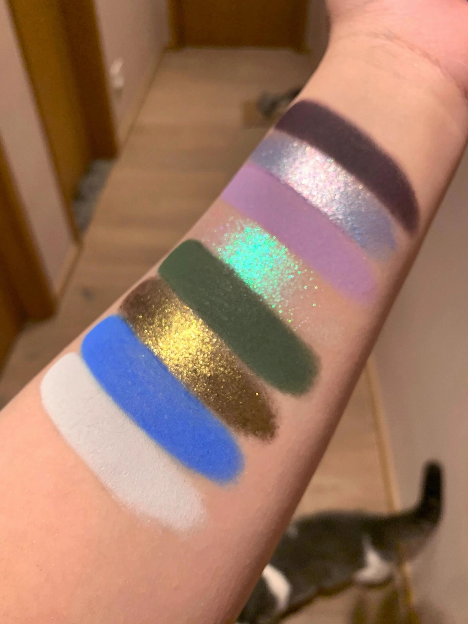 Narimi "Back to the 90s" Eyeshadow Palette - #10 One-Eyed Earl (Deep Emerald)
