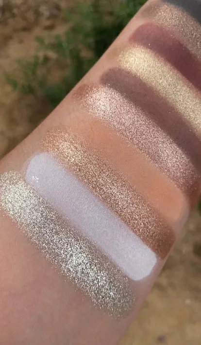 Perfection Dazzling Shimmer Eyeshadow Palette