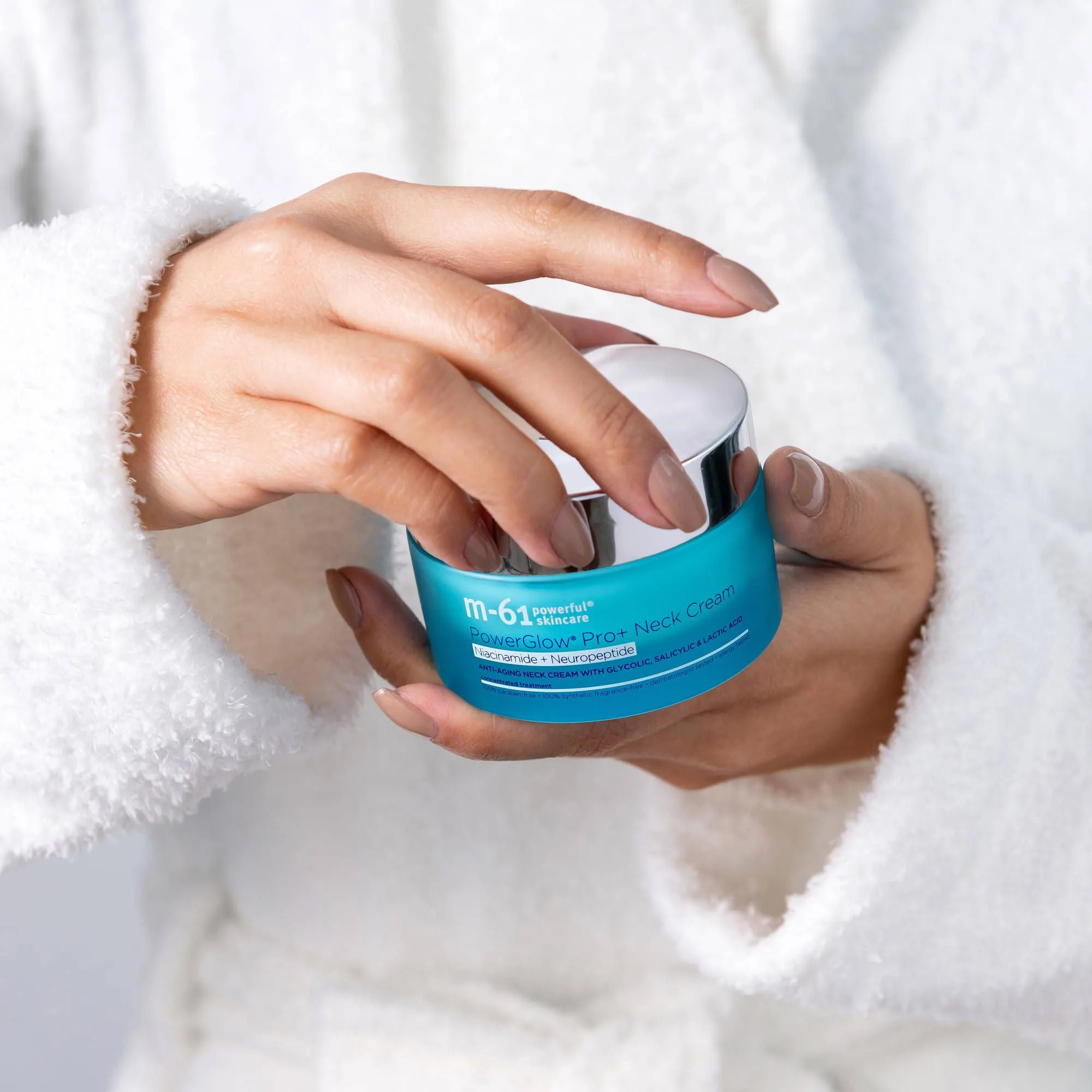 PowerGlow Pro  Niacinamide Neuropeptide Neck Cream